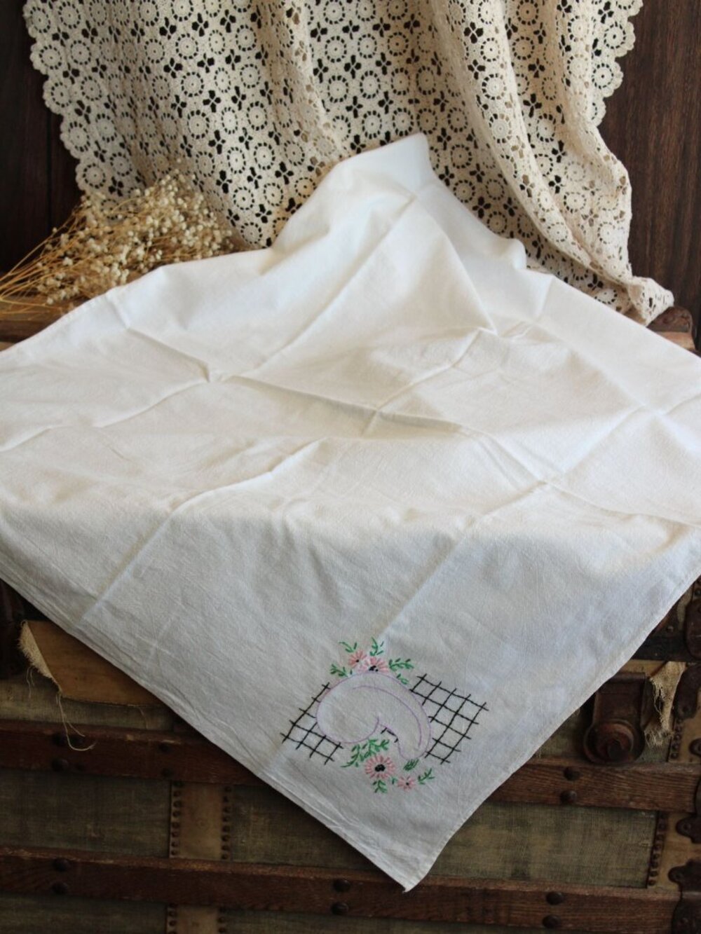 Vintage 1940s 1950s Tea Tablecloth, Flour Sack Cloth with Embroidered Eggplant